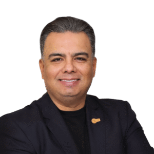 Dr. Sergio Favela Flores.