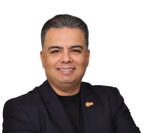 Dr. Sergio Favela Flores.